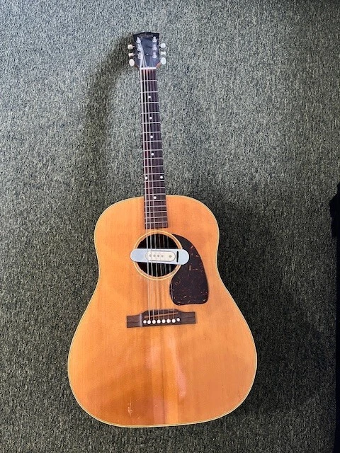 Picture 1 of 10