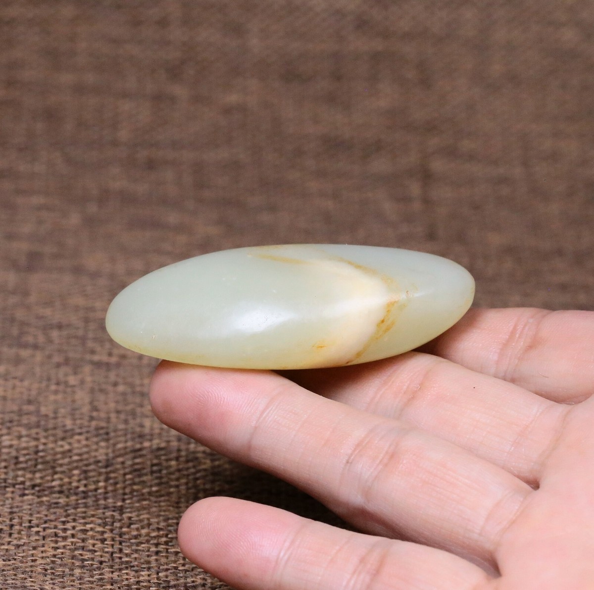 54G Certified 100% Hetian jade(Nephrite) Raw stone 和田玉籽料原石