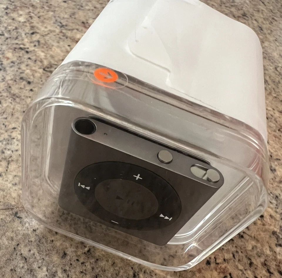 NEW Apple iPod shuffle 2GB 4th Generation (Mid 2015) Space Grey SEALED - Image 2 of 4