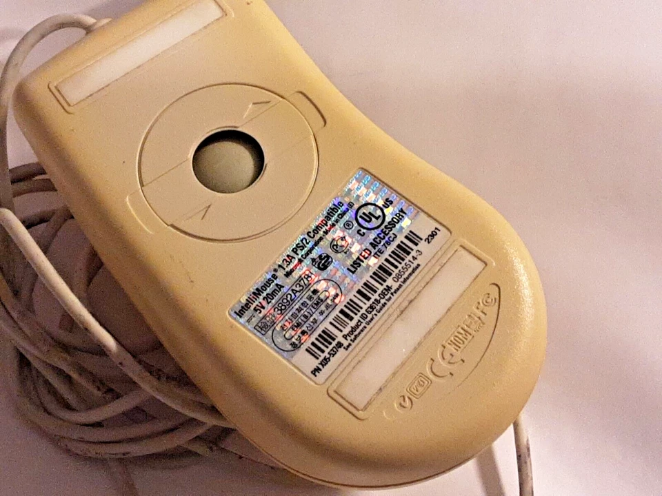 Vintage Microsoft IntelliMouse Trackball 1.3 A PS/2 Compatible 5V 20mA 3892A378 - Image 4 of 4