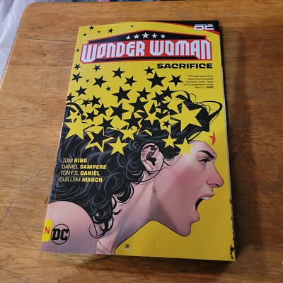 Daniel Sampere Tom King Wonder Woman Vol. 2: Sacrifice (Paperback)