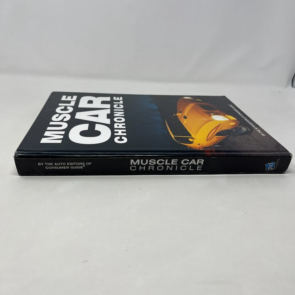 Muscle Car Chronicle 2005 by Consumer Guide - Hardcover NICE  - Image 4 of 4