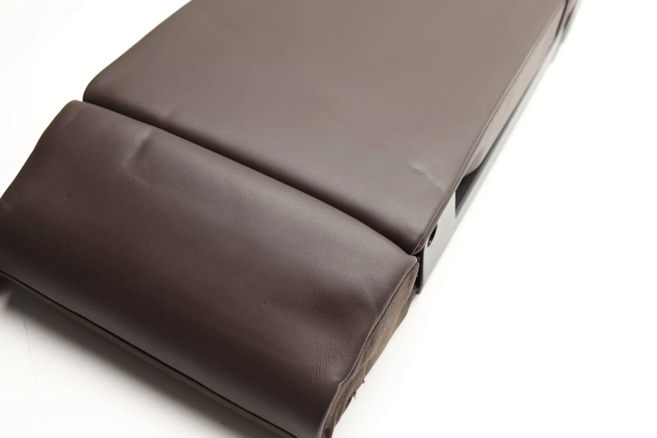 BMW 540I 2017-2020 - reposabrazos asiento trasero / soporte para copa (centro) 7443126 Foto 4 de 4