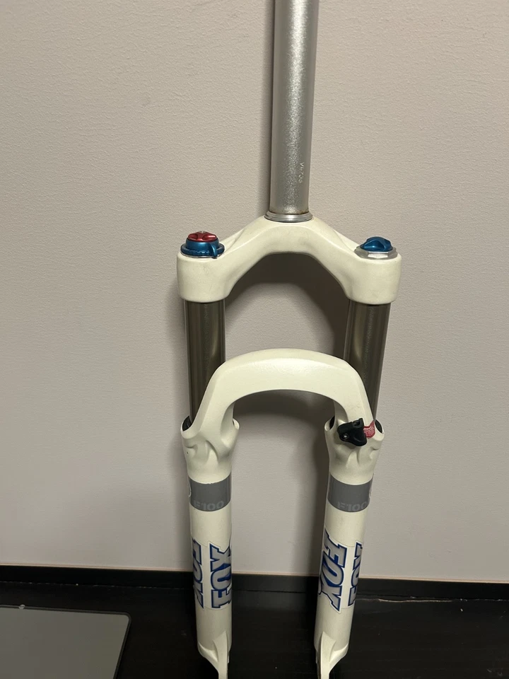 FOX 32 F100 RLC 26" 1 1/8 Threadless DSC QR 9mm - Image 2 of 4