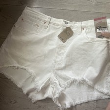 Levi s 501 Women s High Rise Button Fly Denim Shorts White NWT Raw Hems 34