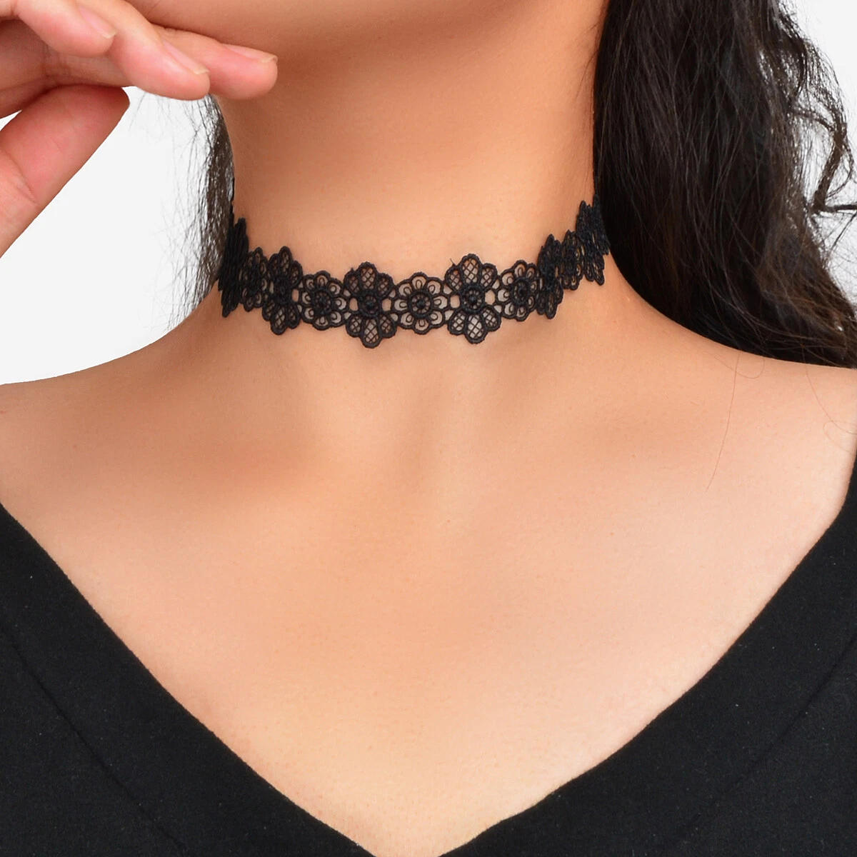 Gothic style best sale necklace