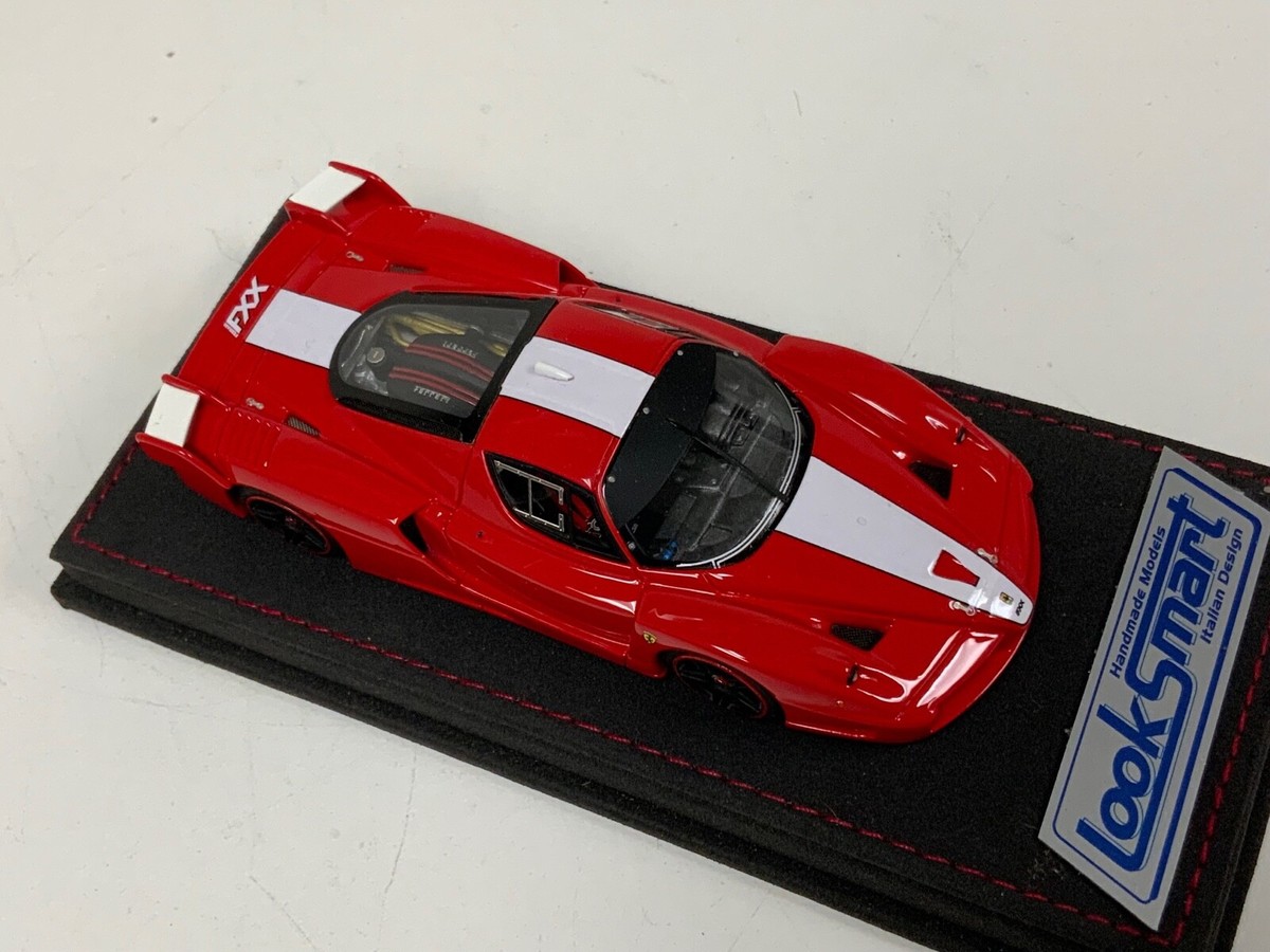 1/43 Looksmart Ferrari FXX 2005 in Rosso 