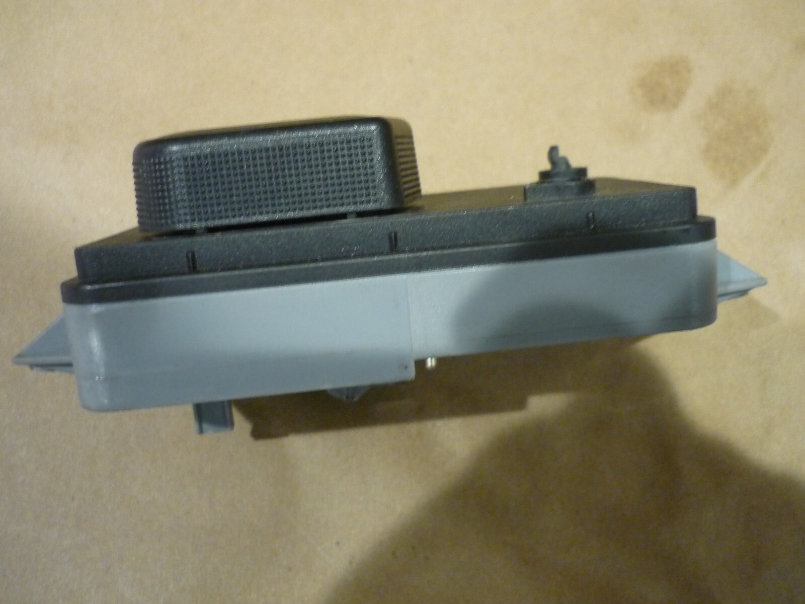 Ferrari 550 Maranello- LH Seat Switch Panel Damage P/N 65084700