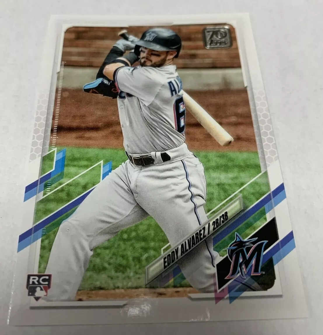 Eddy Alvarez trading card