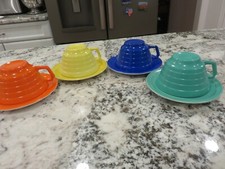 4 Hazel Atlas Moderntone Platonite Coffee Tea Cups  Saucers 4 Colors LOOK