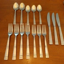 15 Piece Stainless Steel Flatware Set China