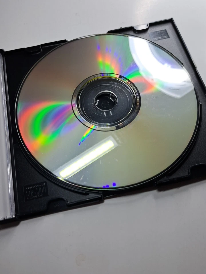 Symantec Norton System Works VERSION 2.0 1999 - Image 2 of 4