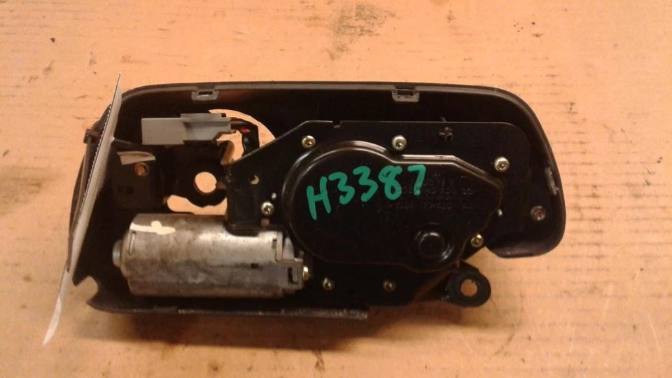 Двигатель заднего стеклоочистителя подходит для 01–06 MAZDA TRIBUTE 1097603 - Изображение 2 из 4