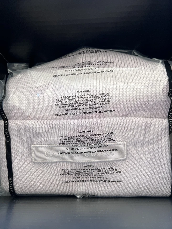 Canada Goose Tonal Emblem Beanie – Lucent Rose NWT  100% Wool – Made in Italy - Image 2 of 4