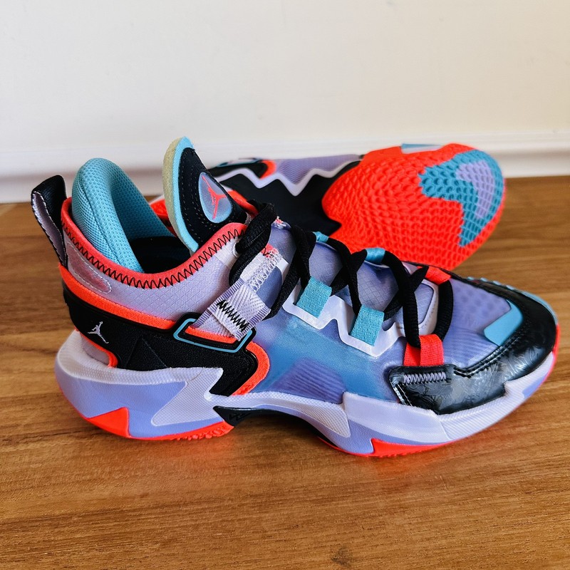 Air Jordan Why Not Zer0.5 ‘Childhood’ Men Youth Size 5 DC3643-500 Basketball