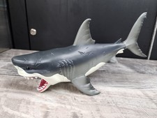 Toys R Us Chap Mei Shark Rescue Squad Chomping Great White Encounter Toy 10"