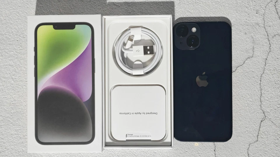 Apple iPhone 14 - 128GB/256GB Random Color Unlocked for Any Carrier Tested Good - Image 4 of 4