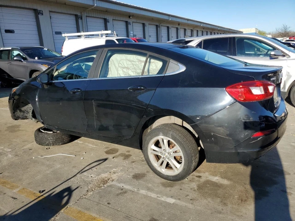 2016 Chevrolet Cruze Automatic Transmission FWD 1.4L VIN B 85K Miles Used Foto 2 de 4