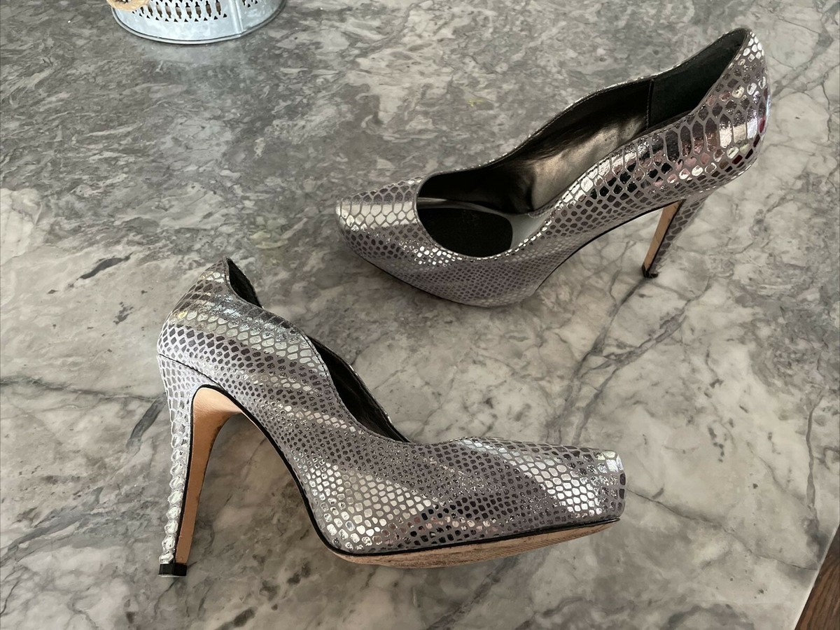 WHITE HOUSE BLACK MARKET Sz RECE Silver Metallic SNAKE Platform Pumps  Heels