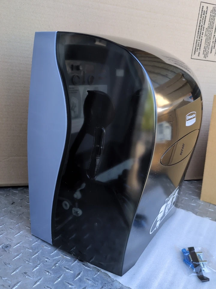 Kimberly-Clark Professional Sanitouch Manual Hard Roll Towel Dispenser 09996 - Image 3 of 4