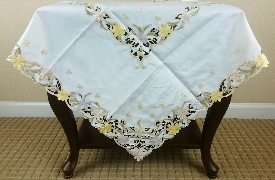 Embroidered Daisy Floral Cutwork 42x42" Tablecloth Square End Side Coffee Table - Image 2 of 4