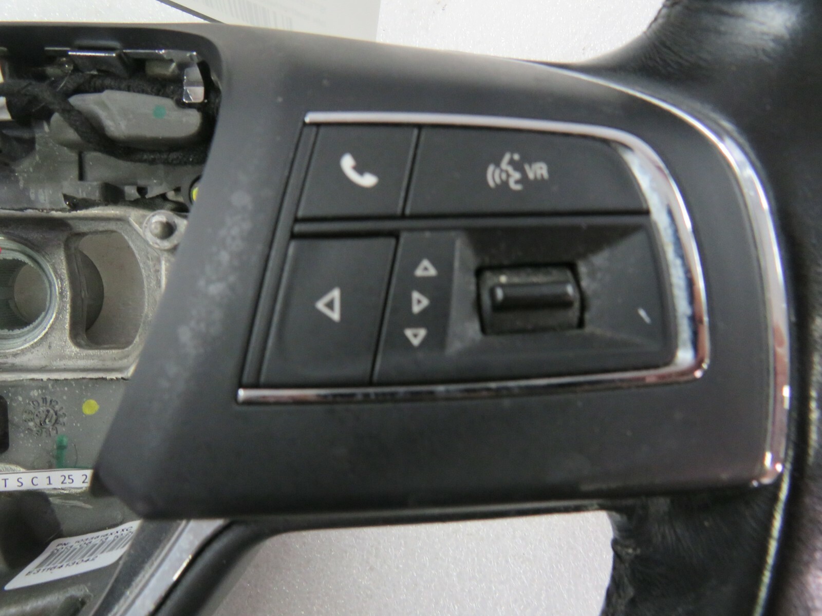 2014 Maserati Quattroporte, Steering Wheel, Leather/ DmgWood, Used P/N 670044606