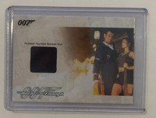James Bond 007 The World is Not Enough Russian Nuclear Bunker Suit Card /875