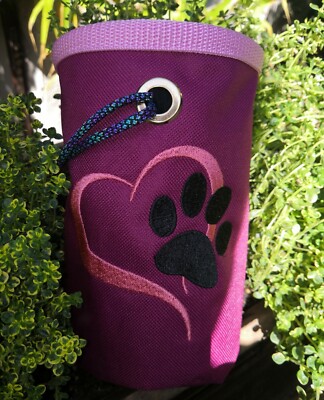 N-LB0001-01 Hunde-Leckerlibeutel - Futterbeutel - bestickt -  Handmade 