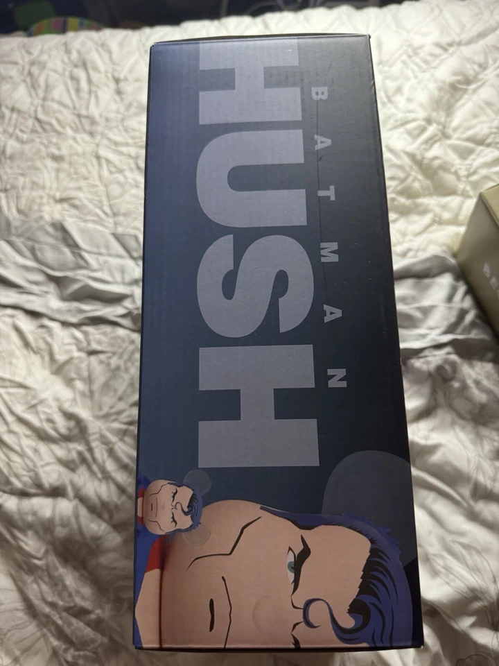 Superman (Batman: Hush Ver.) Juego de ladrillos de oso 100% + 400% de Medicom Toy Foto 4 de 4