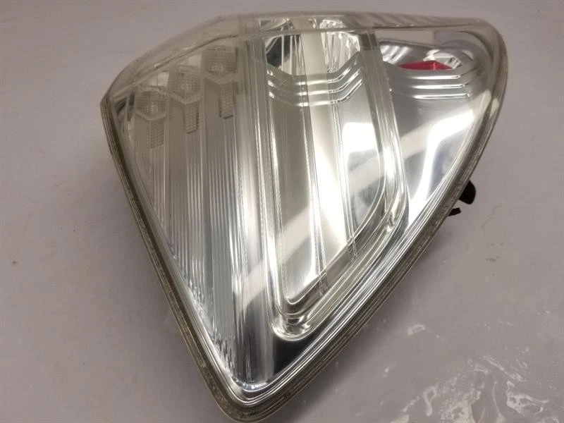 2008-2015 MK3 HONDA JAZZ HYBRID REAR TAIL LIGHT LH PASSENGER SIDE 5 DOOR HATCH - Image 3 of 4