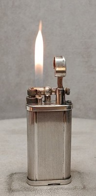 GORGEOUS DUNHILL UNIQUE SILVER PLATE LIFT ARM BUTANE LIGHTER *FULLY FUNCTIONAL*