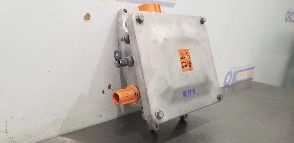 CARGADOR DODGE CENTRO DE DISTRIBUCIÓN DE ENERGÍA INTELIGENTE 24 68598673AE Foto 3 de 4