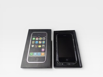 Apple iPhone 1.Generation/2G 8GB! Ohne Simlock! Wie neu! OVP! IMEI gleich! RAR!