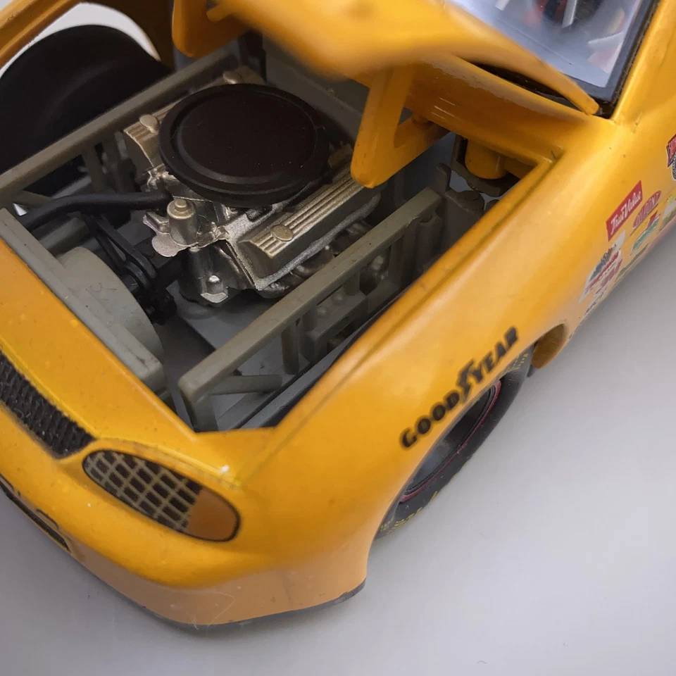 Vintage Bobby Hamilton Diecast Car 1:24 Kodak Max #4 Chevy Monte Carlo NASCAR - Image 3 of 4