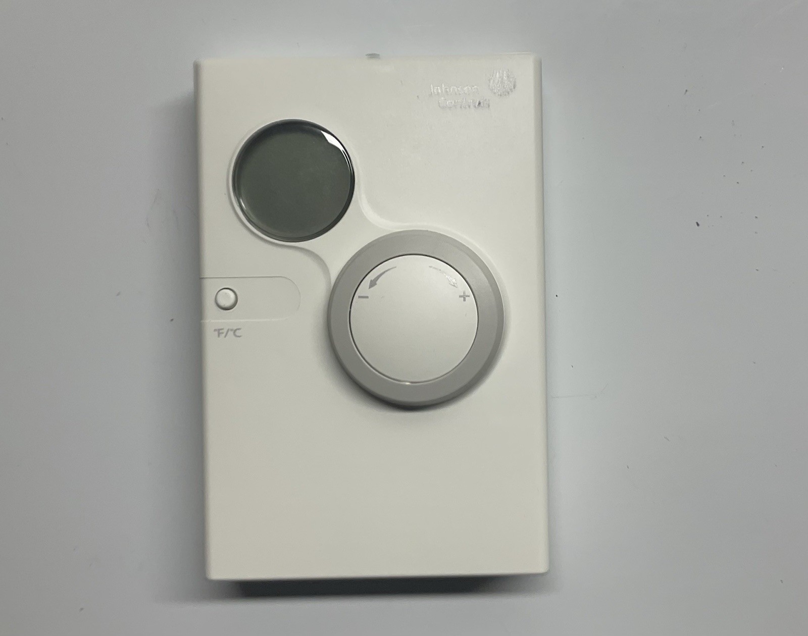 Johnson Controls Network Room Module LP-NRM652-000C 80x120mm