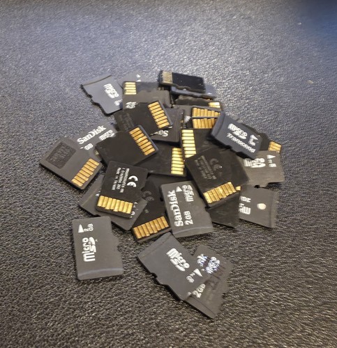 Lot of 10 - 2GB Misc brand MicroSD cards ~ Untested~