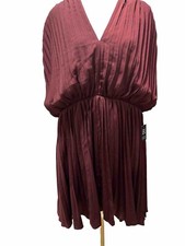 Express Womens Size XL Pleated V-beck Mini Dress Fit And Flare Party Holiday