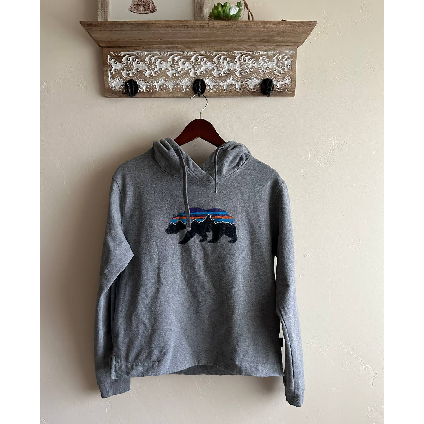 Patagonia Uprisal Fitz Roy Bison Gray Sweatshirt Hoodie | eBay