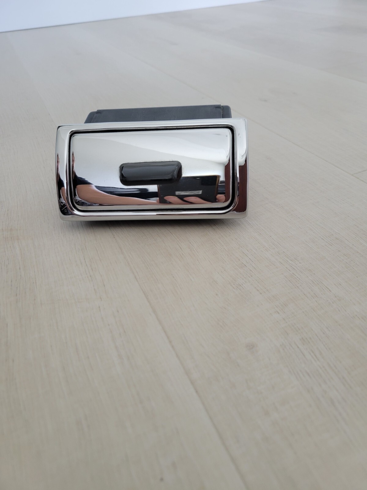 OEM BENTLEY TURBO R CENTRE CONSOLE ASHTRAY IN CHROME 1985 - 1992 RR SPIRIT