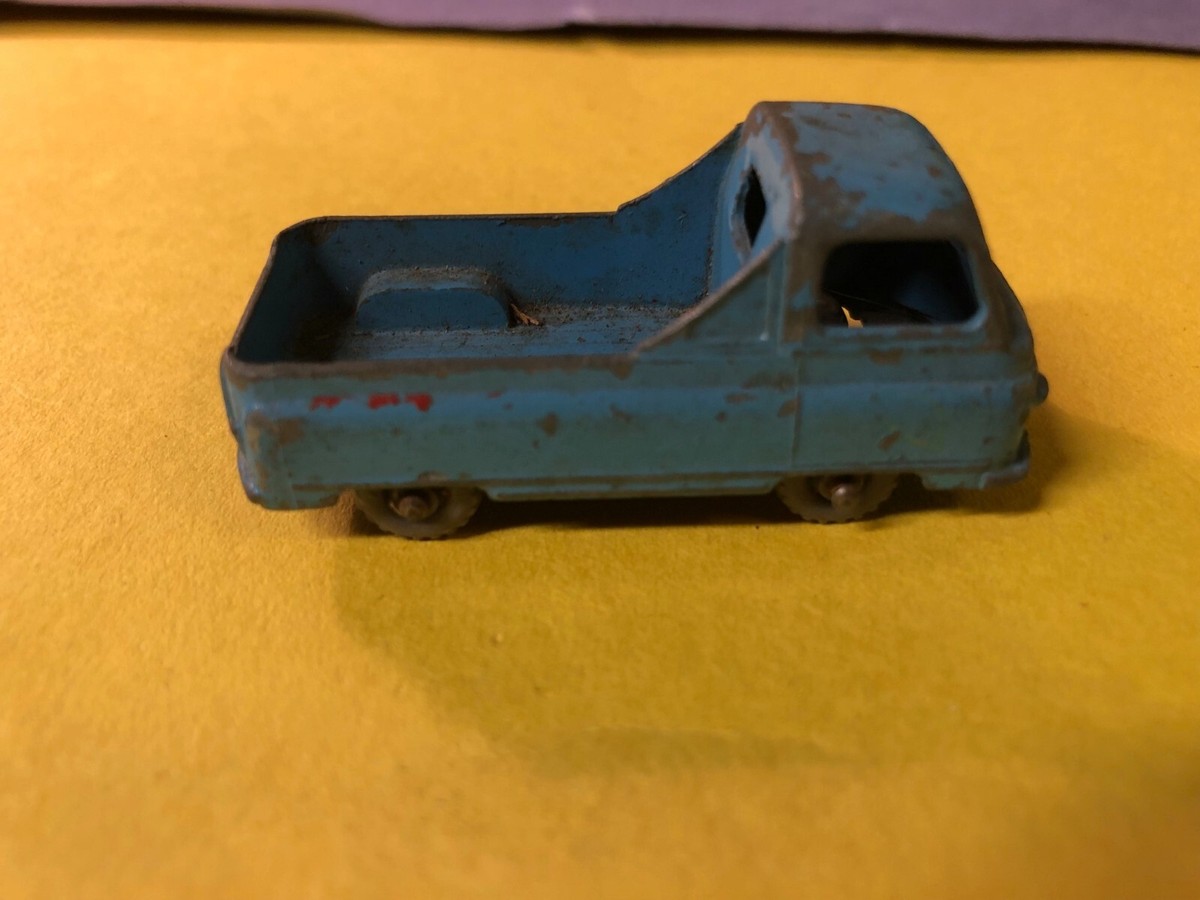 MATCHBOX No.60 MORRIS J2 PICK-UP ※silver MATCHBOX restoration: 60A Morris J2 Pick-Up - YouTube