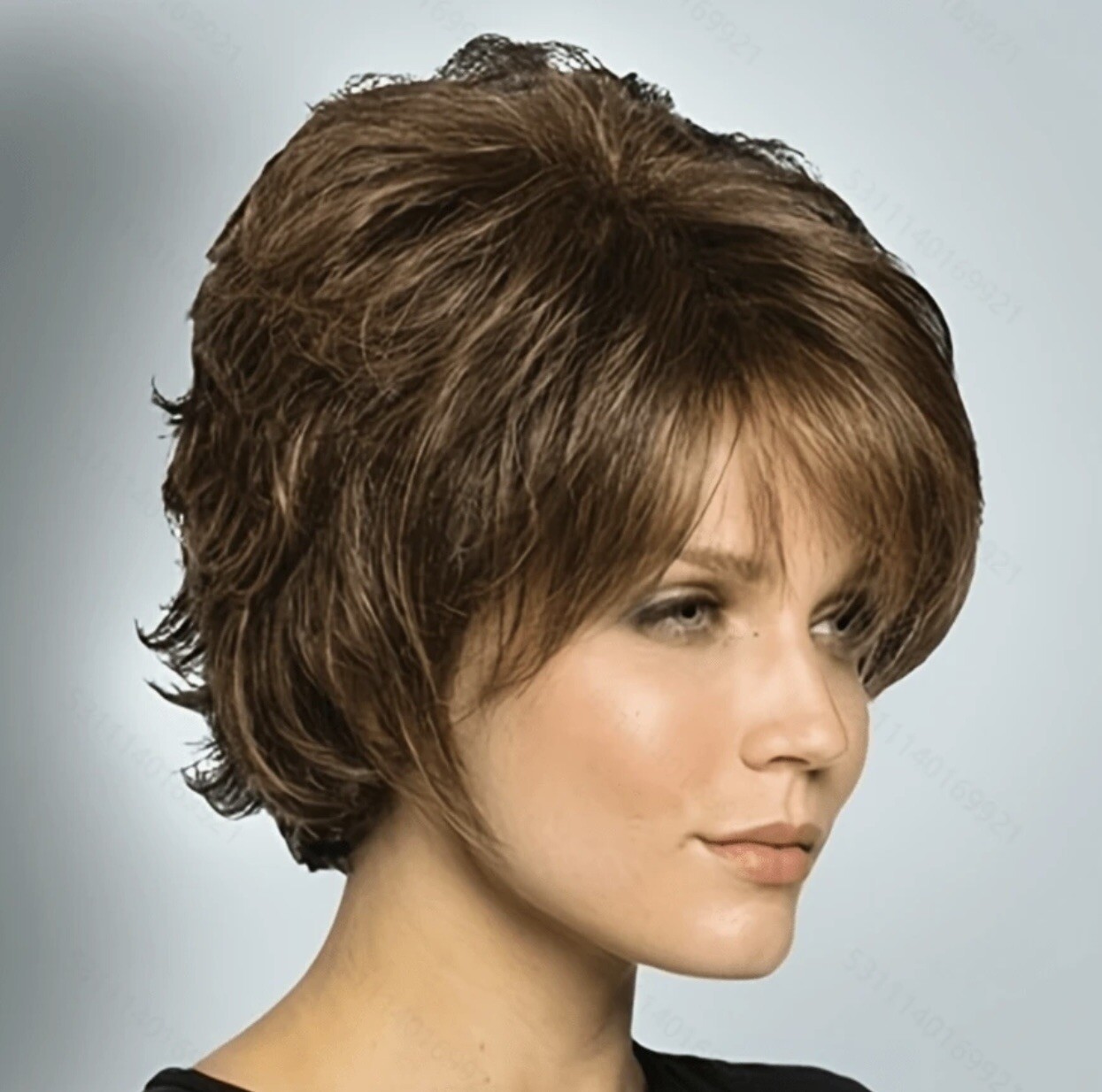 Perruque synthétique brun châtain courte Pixie pour femme avec frange et 4 bonnets inclus
