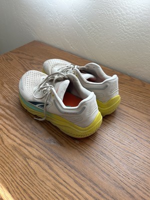 Altra VIA Olympus White Gray Yellow Road Running Shoes Mens  display picture 3