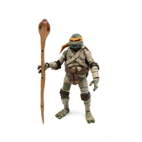 NECA Michelangelo AS THE MUMMY 18cm Action Figure Universal Monsters TMNT Model - Picture 7 of 14