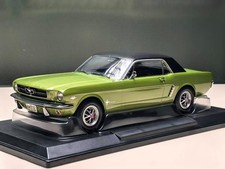 Norev 1:18 Ford Mustang 1965  Diecast Alloy Model Car - Fastback/Green