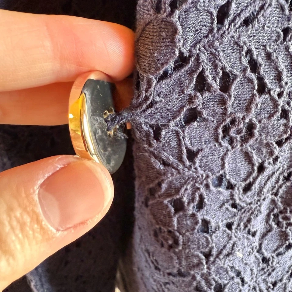 Casaco feminino Juicy Couture ervilha pequeno azul marinho renda estampado hardware tom dourado - Imagem 4 de 4