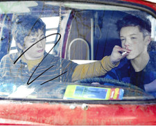 * JEREMY ALLEN WHITE * signed 8x10 photo * SHAMELESS * COA *