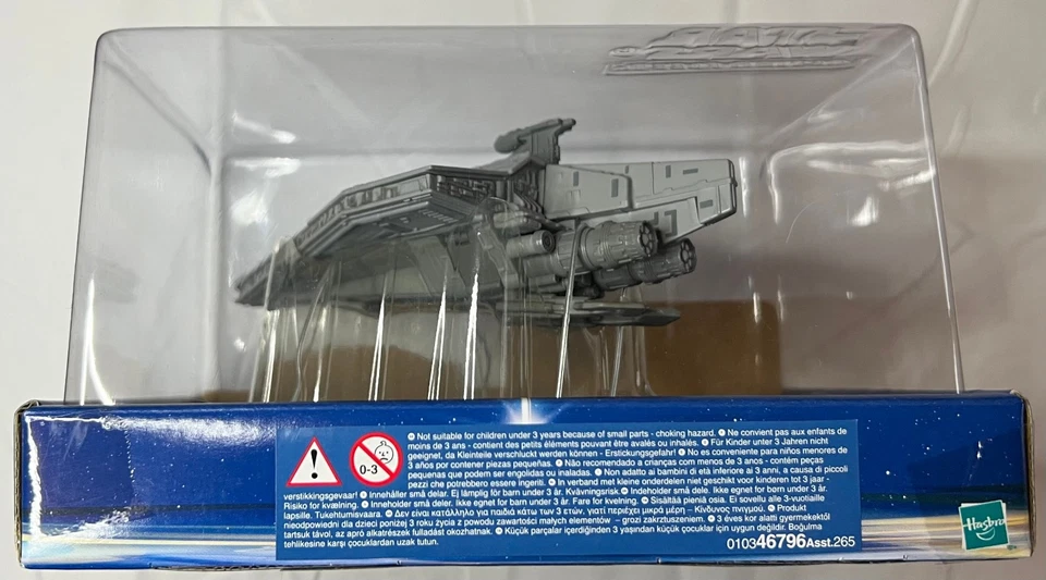 STAR WARS MICRO MACHINES ACTION FLEET REPUBLIC ASSAULT SHIP 2002 UA54 - Image 4 of 4