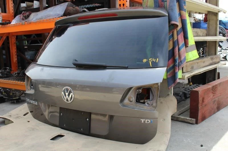2012 VOLKSWAGEN TOUAREG TRUNK LID LIFT GATE METEOR GRAY TRIM M7W Foto 2 de 4