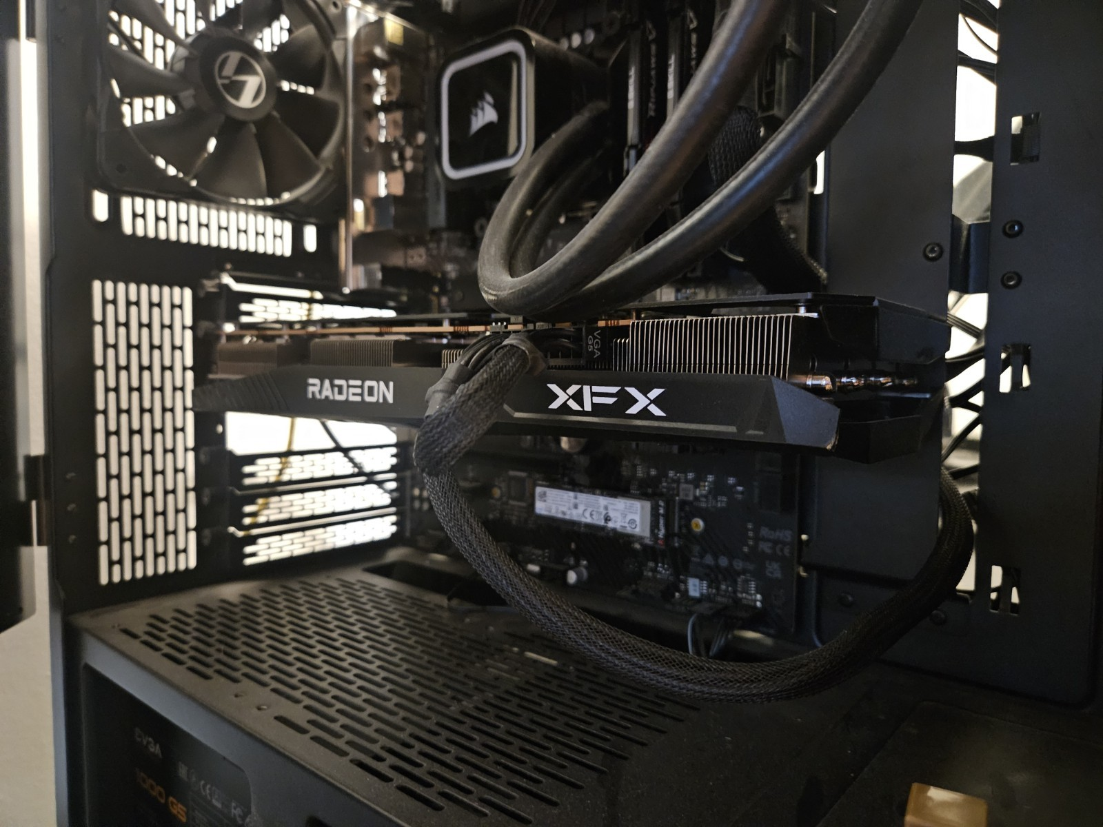 XFX AMD Radeon RX 6700 XT 12GB GDDR6 Graphics Card HDMI DisplayPort PCIe 4.0