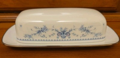 Royal Prestige Danielle Covered Butter Dish Excellent Condition 